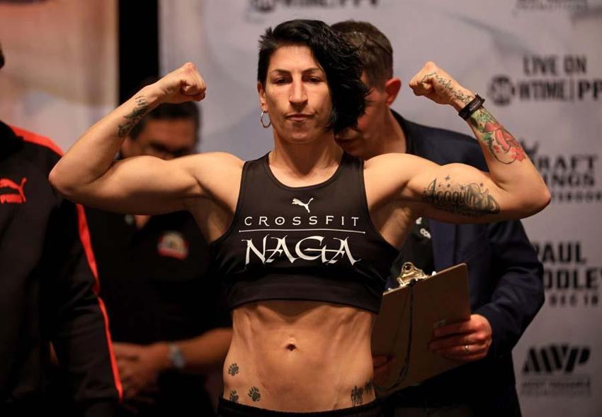 Dünya şampiyonu Amanda Serrano Miriam Gutierrez'i tanınmaz hale getirdi! 237 yumruk sonrası...