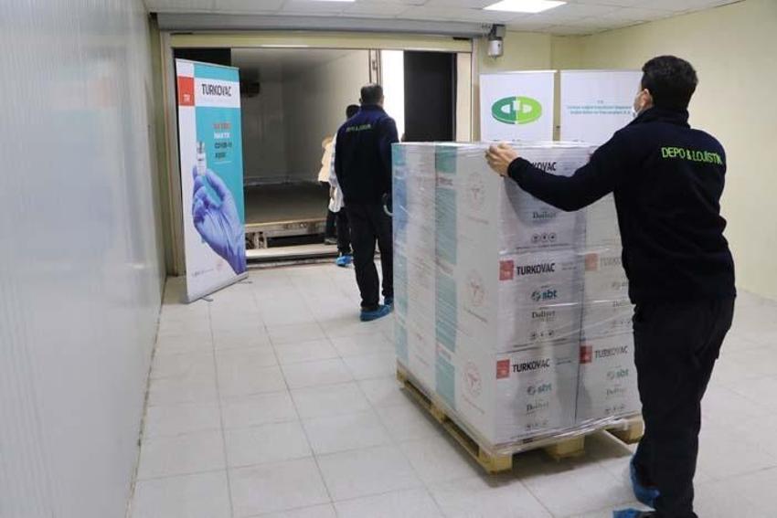 Yerli aşı Turkovac'ın ilk sevkiyatı Ankara'ya yapıldı