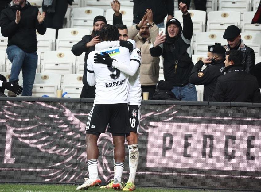 Dünkü maçtan sonra ortaya çıktı! Ahmet Nur Çebi'ye mesaj gitti Beşiktaş yeni bir teknik direktör...
