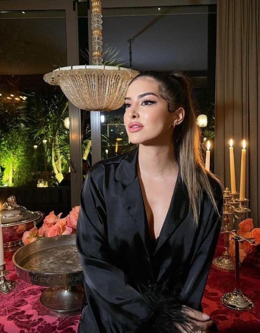 Aslıhan Doğan'ın 'siyah tuvalet kağıdı' sevdası! Yurt dışından getirtiyormuş, fiyatı...