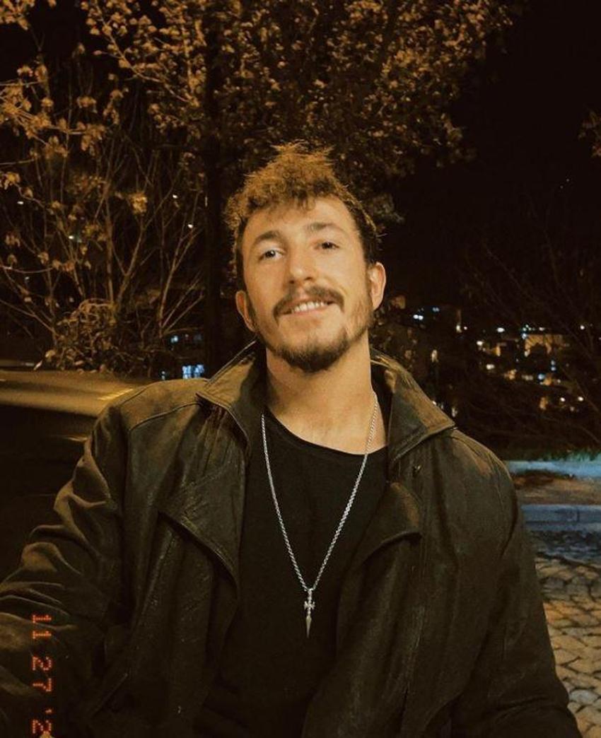 Survivor Berkan Karabulut'tan açıklama! 'Lale erken dönmemi istemiyor'