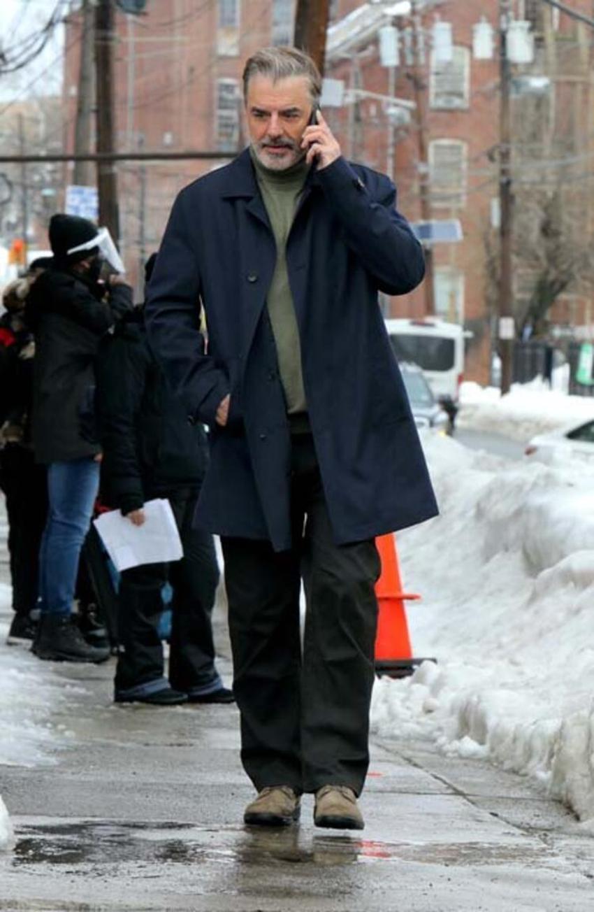 Chris Noth hakkında yeni taciz suçlaması! Zorla öpmeye çalıştığını iddia etti