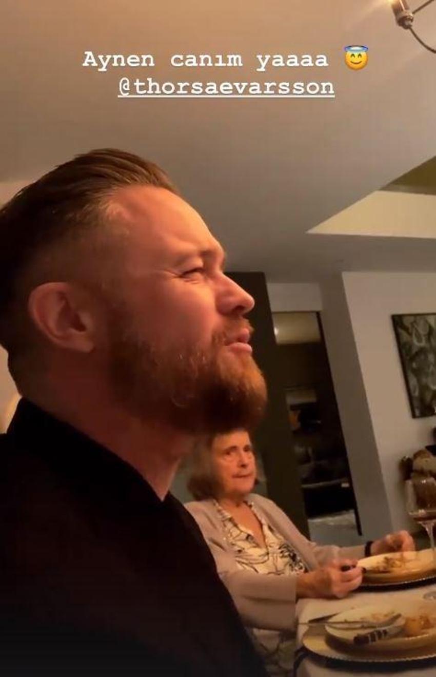 Dilan Çiçek Deniz, Saevarsson'ın ailesiyle tanıştı! 'Hanımlar, beyler; kayınpeder'