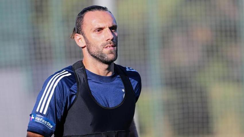 Süper Lig devinden Aaron Boupendza bombası! Gabonlu golcü İstanbul'a geliyor...