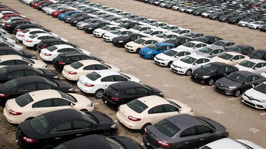 İkinci el ve sıfır araba piyasasında flaş gelişme! Düğmeye basıldı, fiyatlar düşüyor! Yüzde 10 indirim geldi, tüm otomobil modellerinde ve...