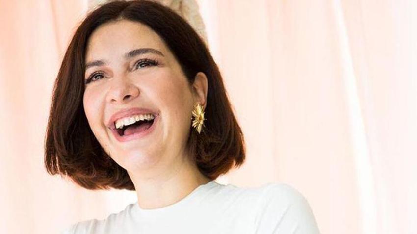 Bergüzar Korel’den lohusalık pozu geldi!