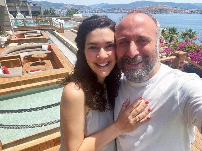 Bergüzar Korel’den lohusalık pozu geldi!