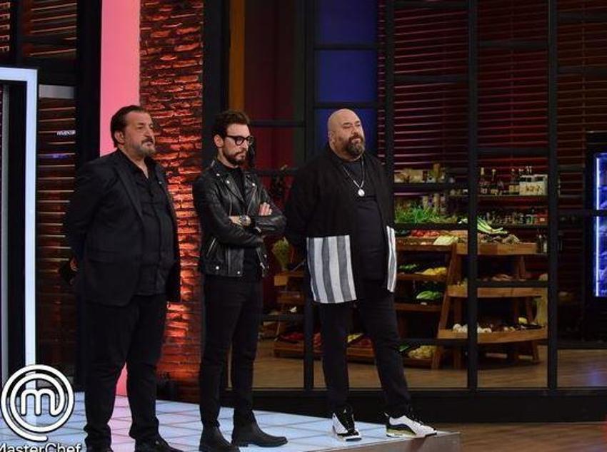 MasterChef’te kim elendi? 26 Aralık MasterChef’te elenen isim belli oldu! Şok oylama, kimse beklemiyordu! Mert, Hasan ve Burcu...