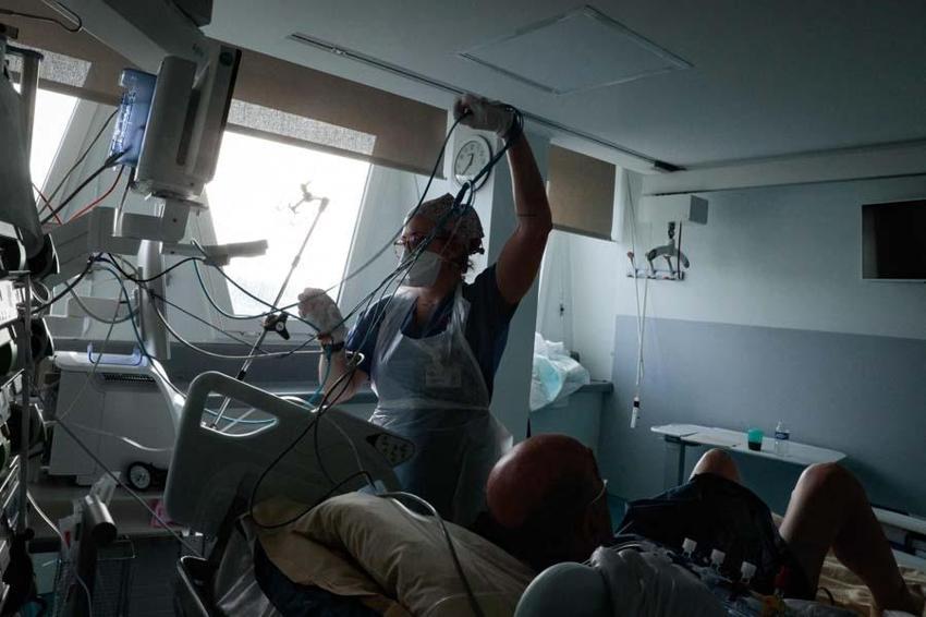 Omicron varyantından sonra dünyayı tehdit eden çifte varyant: Delmicron! İşte belirtileri...