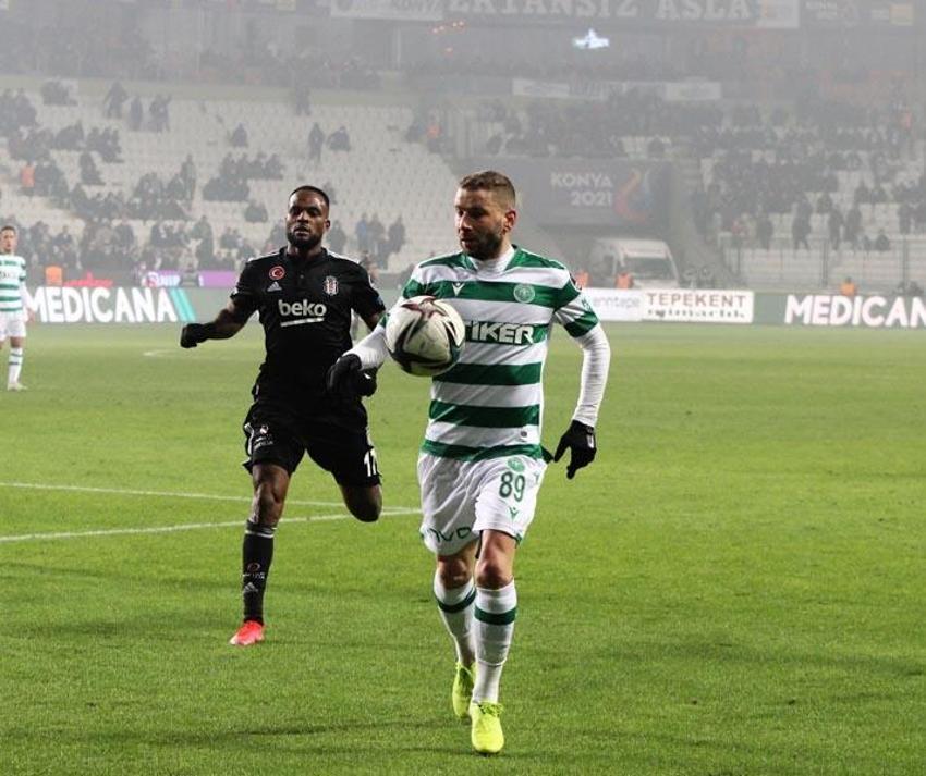 Konyaspor - Beşiktaş maçından sonra büyük tepki! 'Saçına aklar düşmüş Mete Kalkavan eve gidince şu maçı bir daha izle'