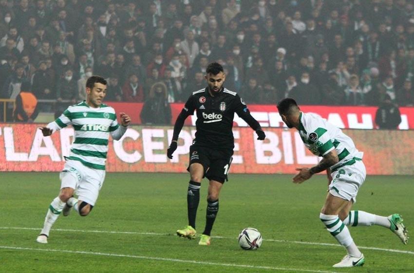 Konyaspor - Beşiktaş maçından sonra büyük tepki! 'Saçına aklar düşmüş Mete Kalkavan eve gidince şu maçı bir daha izle'