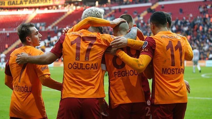 Gelirken 'Süper Lig'in tozunu atacak' dendi! Fatih Terim 5 ay anca dayanabildi! Galatasaray'da 4 ayrılık