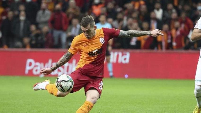 Denizlispor kalecisi Abdülkadir Sünger tarihe geçti! Hem kurtardı hem attı hem de Galatasaray'ı şampiyonluktan etti! 