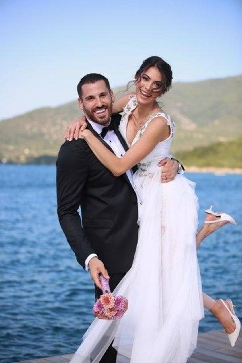 2021'de ayrılıklarıyla magazin gündemini sallayan ünlüler...
