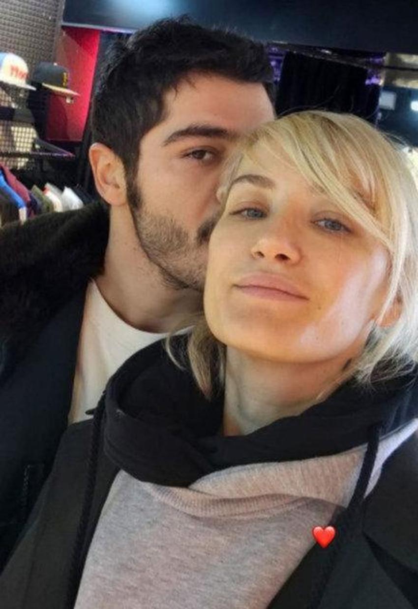 2021'de ayrılıklarıyla magazin gündemini sallayan ünlüler...
