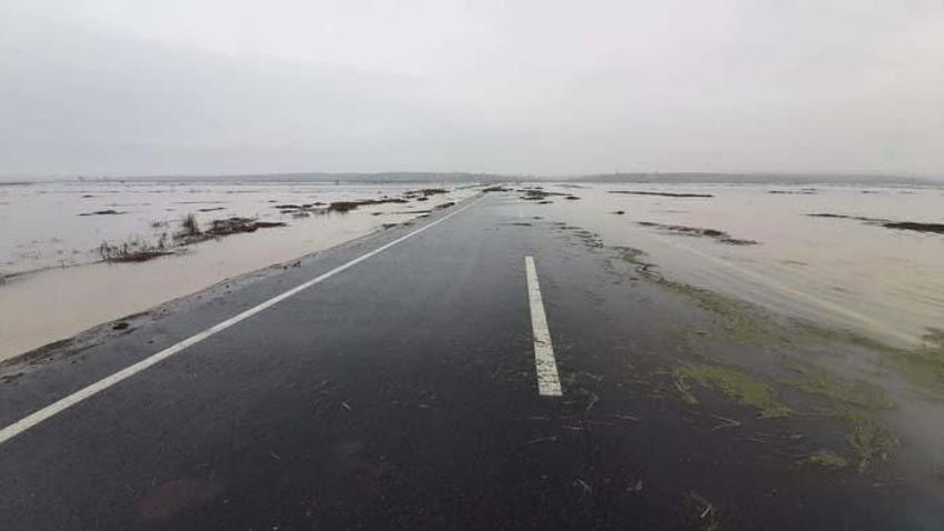 'Turuncu alarm' verilen Ergene Nehri, Uzunköprü'de taştı