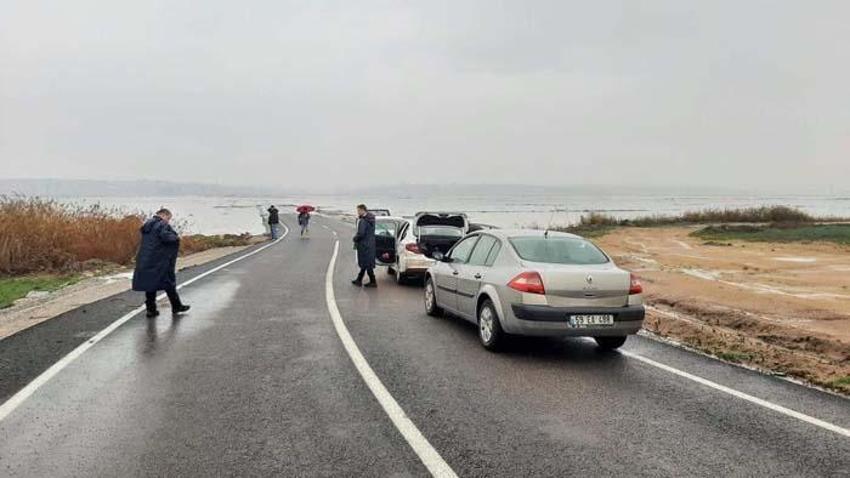 'Turuncu alarm' verilen Ergene Nehri, Uzunköprü'de taştı