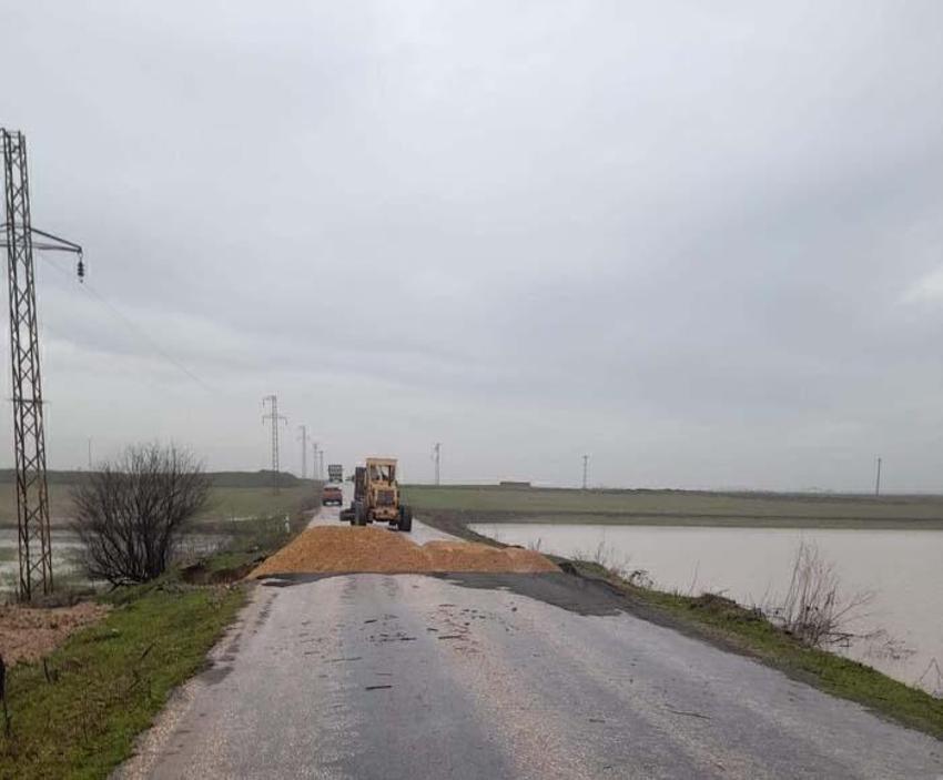 'Turuncu alarm' verilen Ergene Nehri, Uzunköprü'de taştı