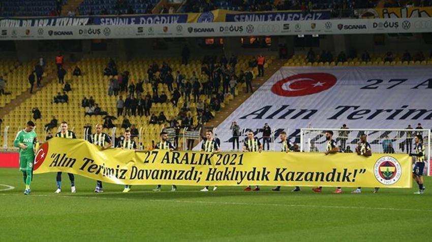 Fenerbahçe-Afjet Afyonspor maçına damga vurdu! Burak Kapacak bir ilk yaşadı! Yıldız oyuncuya büyük tepki! Bir kez daha istifa çağrısı, Ali Koç ve...
