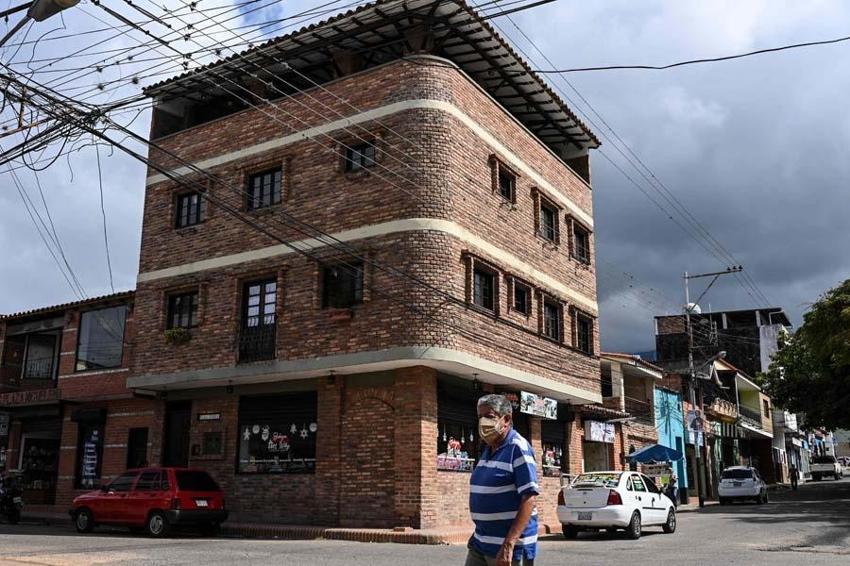 Yoksulluktan kaçarken seks kölesi oldular! Venezuelalı kadınlara akraba tuzağı...