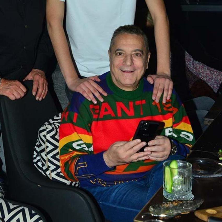 Kızının iddialı pozlarına Mehmet Ali Erbil'den de yanıt verdi!