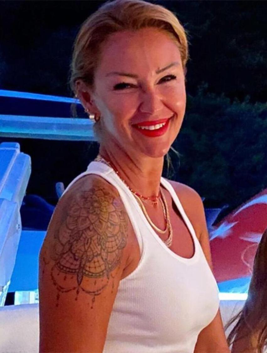 Pınar Altuğ takipçisinin yorumuna kayıtsız kalmadı!