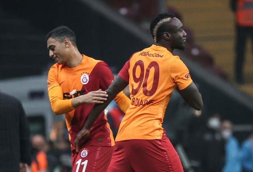 Galatasaray Zamalek'ten bonservisini aldı Mostafa Mohamed'den büyük fedakarlık geldi!