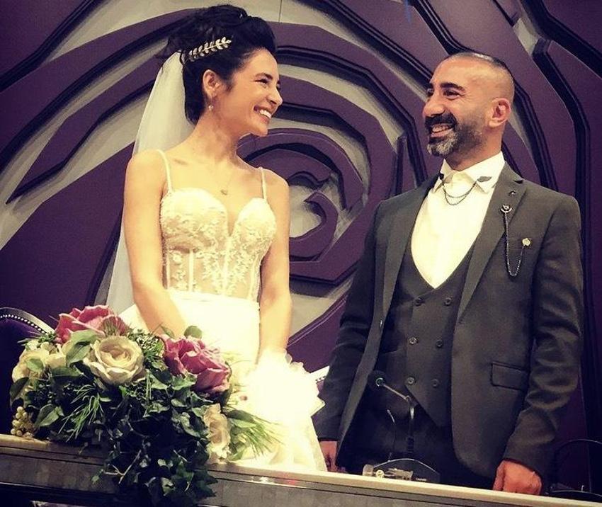 'Çok Güzel Hareketler Bunlar' oyuncusu sessiz sedasız evlendi!