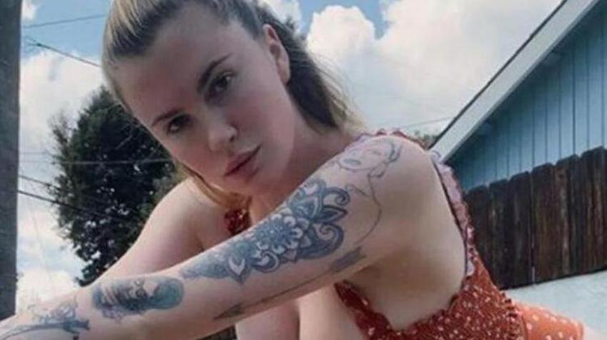 Ireland Baldwin küvete girip paylaştı!