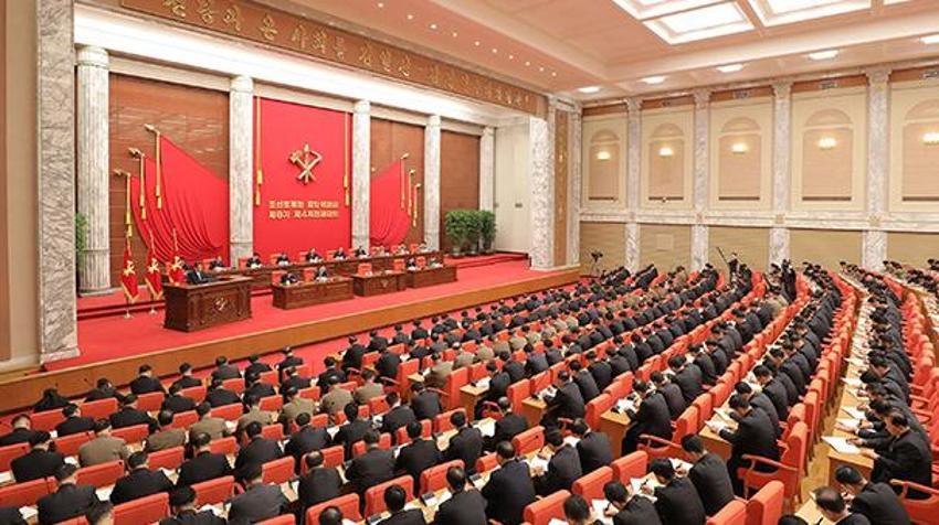 Kuzey Kore lideri Kim Jong Un şaşkına çevirdi! Görenler dondu kaldı: Bir deri bir kemik...
