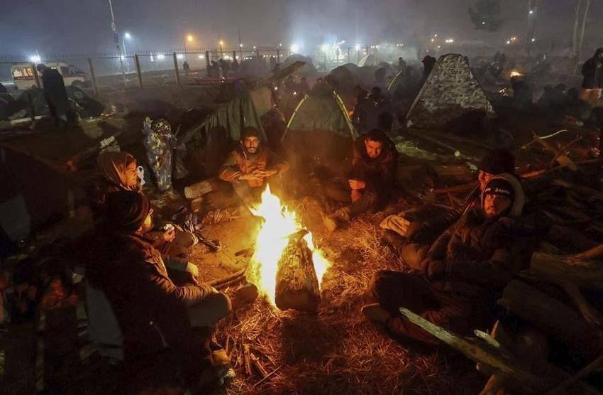 2021 yılına danga vuran tarihi olaylar! Omicron, Taliban, iklim krizi...