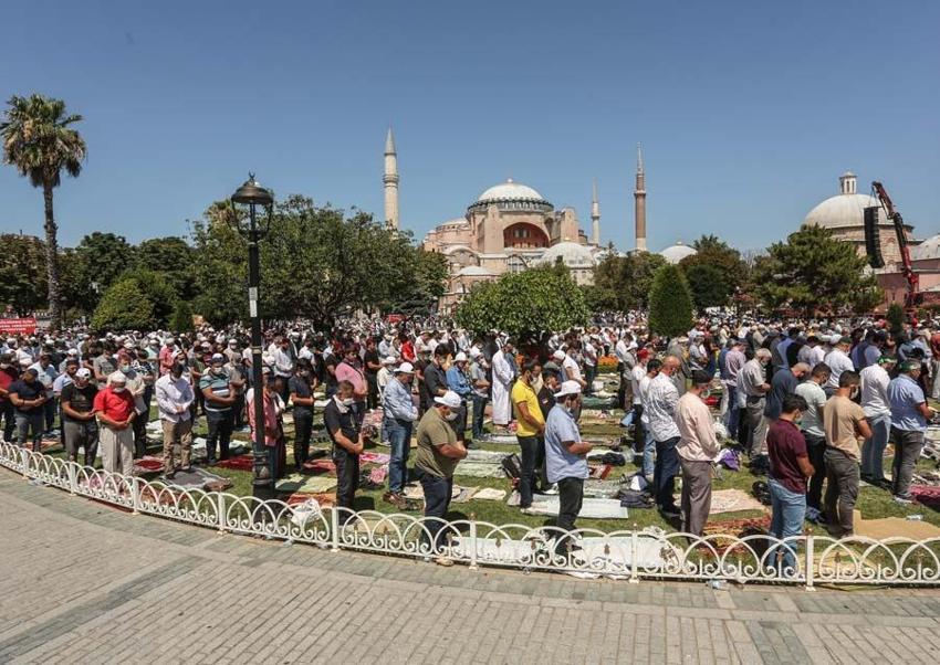 2021 yılı Türkiye'de acısıyla tatlısıyla böyle geçti! Koronavirüs vakaları, orman yangınları, Haluk Levent, Mete Gazoz ve Tosuncuk damga vurdu...
