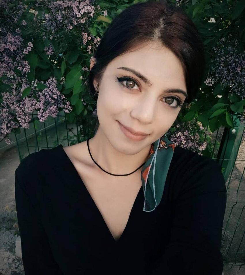 Gönül Dağı'nın Zeynep'i Güliz Albay'dan Instagram'ı sallayan pozlar!