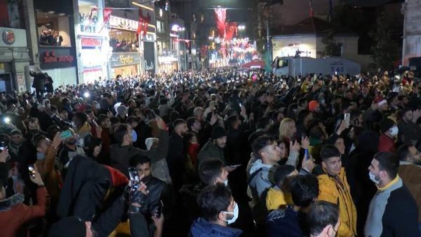 Türkiye 2022 yılına böyle girdi! İşte yurdun dört bir yanından yeni yıl manzaraları...
