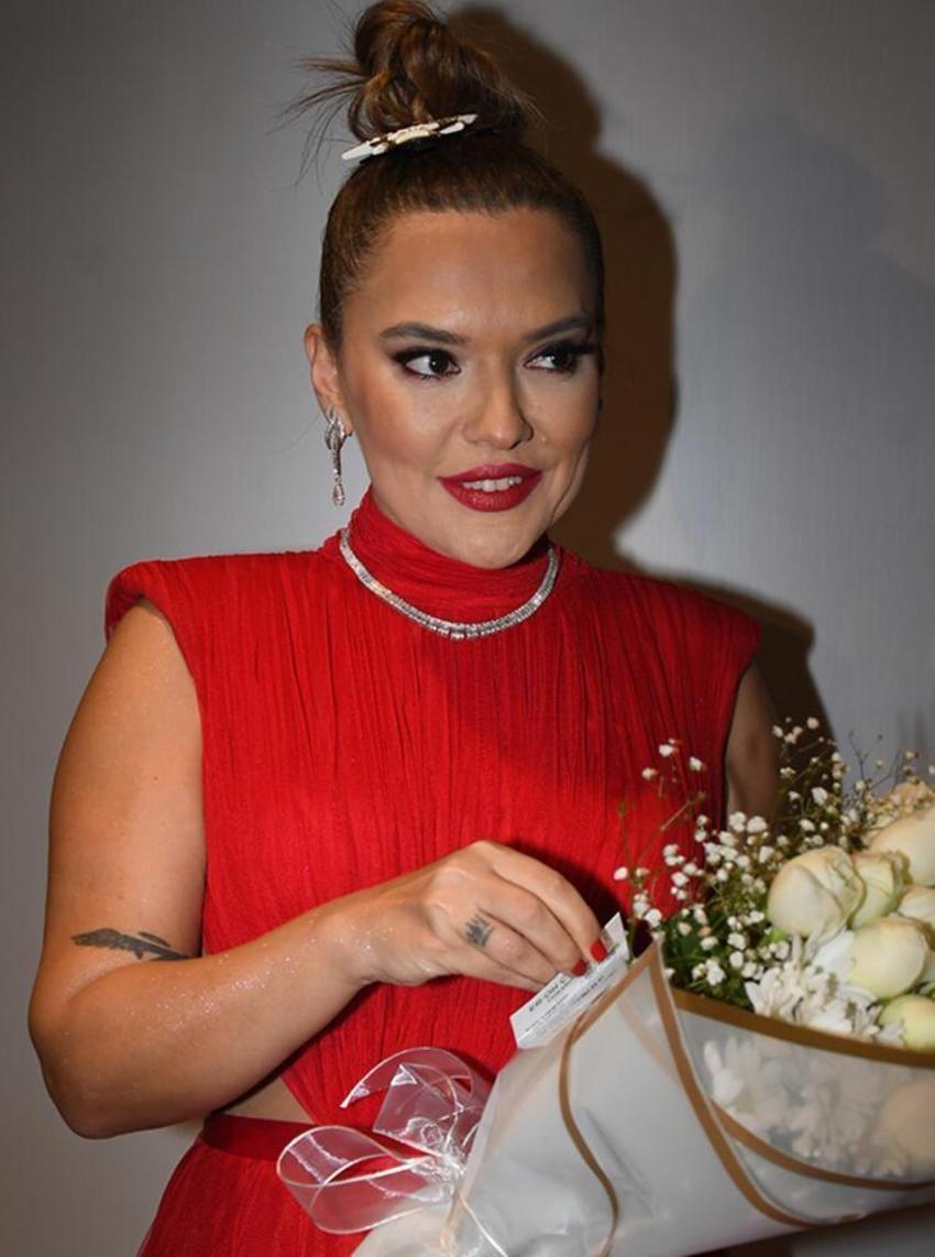 Demet Akalın'dan yasak aşk açıklaması: İki tarafı da uyarmıştım!