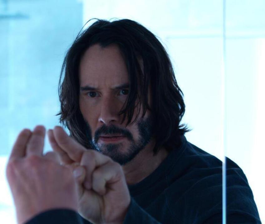 'Keanu Reeves'ten örnek hareket! Matrix gelirinin yüzde 70'ini...
