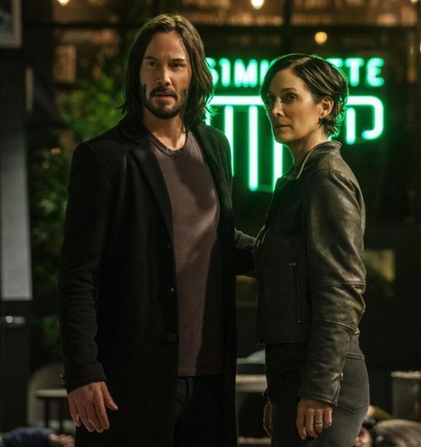 'Keanu Reeves'ten örnek hareket! Matrix gelirinin yüzde 70'ini...