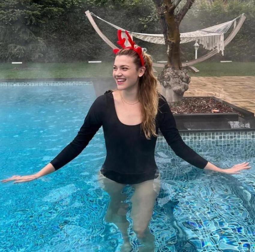 Çekimler durdu! Derya Şensoy: Sette koronavirüs kapmama şansımız yok