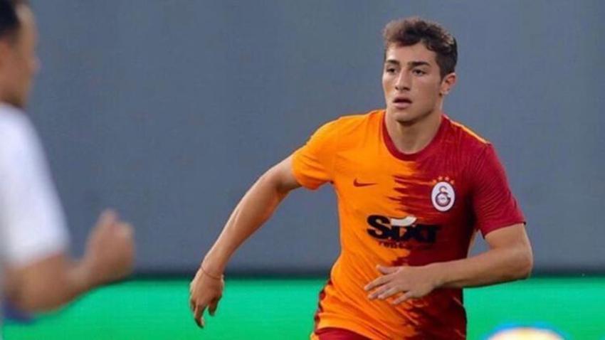 Burak Elmas - Fatih Terim krizi çözülünce... Galatasaray'dan 3 flaş transfer birden! Bir kanat forvet bir orta saha bir forvet...