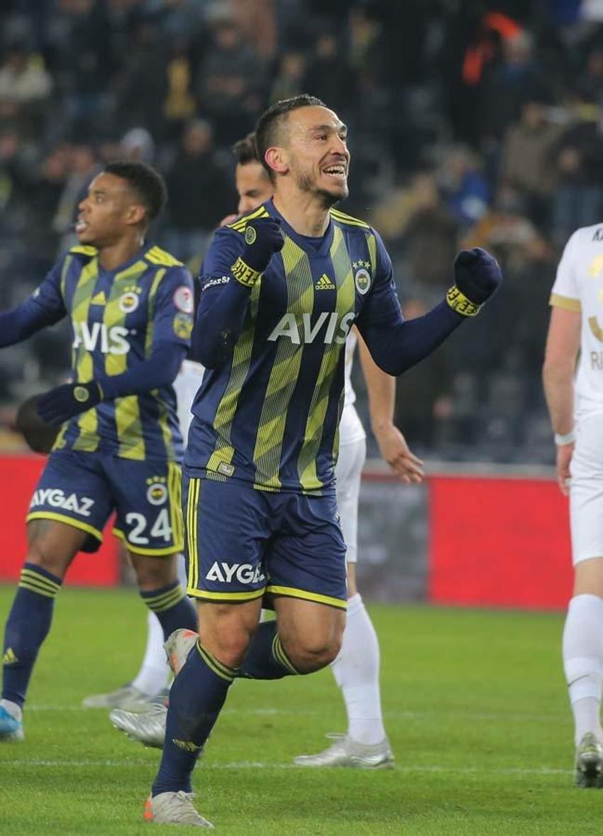 Fenerbahçe'nin eski yıldızı Mevlüt Erdinç'e transfer teklifi! Paris Saint Germain'den Iğdır'a uzanan serüven...