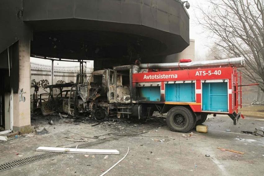 Kazakistan'da zam protestosu ülkeyi karıştırdı! Uyarı yapılmadan vurun emri geldi...
