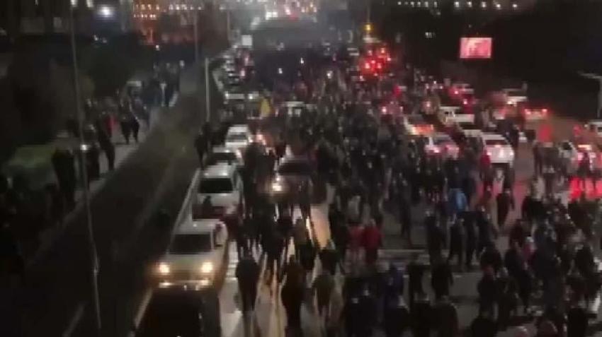 Kazakistan'da zam protestosu ülkeyi karıştırdı! Uyarı yapılmadan vurun emri geldi...