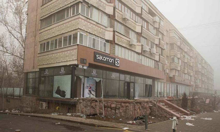 Kazakistan'da zam protestosu ülkeyi karıştırdı! Uyarı yapılmadan vurun emri geldi...