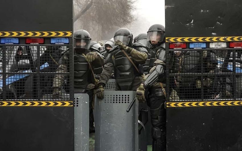 Kazakistan'da zam protestosu ülkeyi karıştırdı! Uyarı yapılmadan vurun emri geldi...