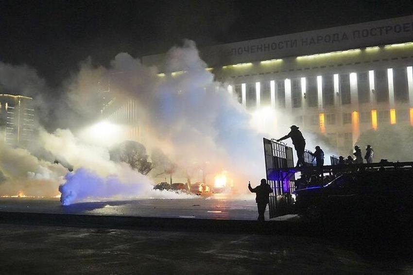 Kazakistan kıyamet filminden çıkmış gibi! Eski istihbarat başkanına 'vatana ihanet' suçlaması...