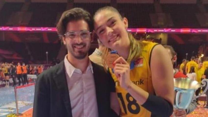 Zehra Güneş yeni sevgilisiyle galada!