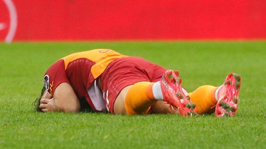Galatasaray-Giresunspor maçında ortalık karıştı! Resmen tepetaklak oldular, bir darbe daha! Hepsini ıslıkladılar, Fatih Terim deliye döndü! Burak Elmas, Arda Turan...