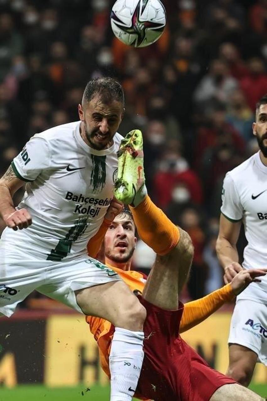 Burak Elmas ve Fatih Terim'e yaylım ateşi! 'Bu mu futbol aklınız, transfer politikanız paraları sokağa atıyorsunuz'