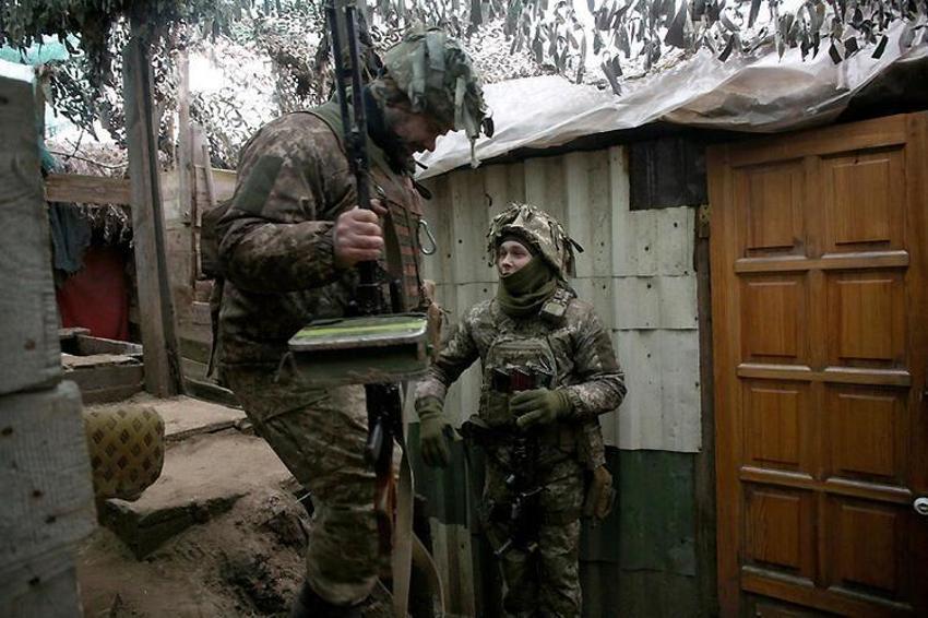 Ukrayna'da cephe hattında top ve makineli tüfek sesleri! ABD'den Rusya'ya iki seçenek...