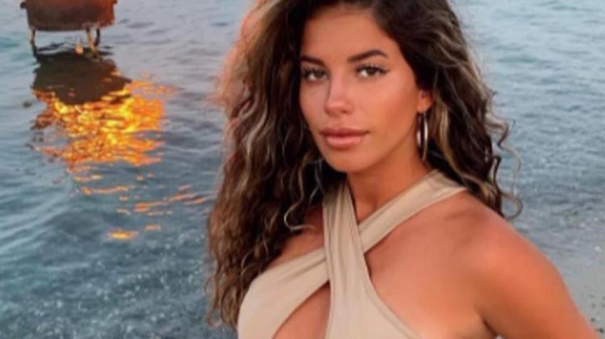 İdil Naz Kaluç sosyal medyayı sallıyor!